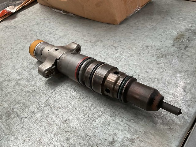 Cat 387-9428 injector - afbeelding 2 van  4