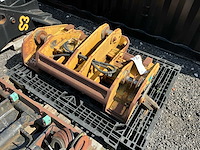 Cat 924 snelwissel shovel - afbeelding 1 van  4