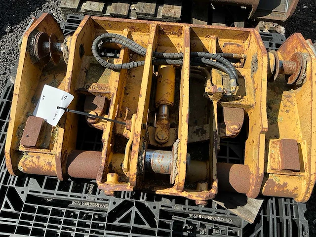 Cat 924 snelwissel shovel - afbeelding 4 van  4