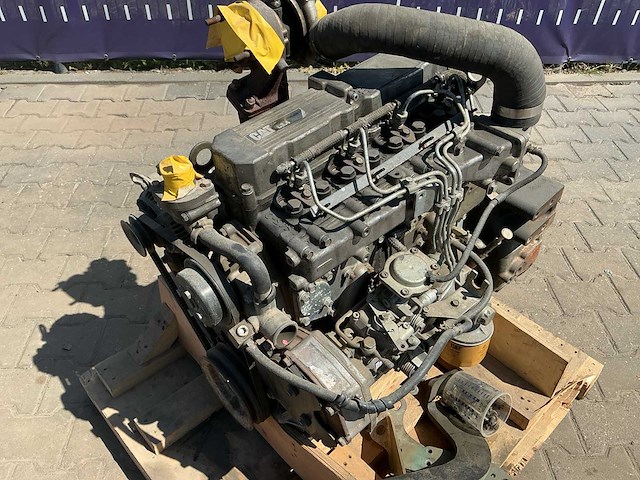 Cat c3.4 dieselmotor - afbeelding 5 van  6