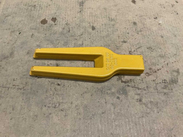 Cat scarifier tooth removing - afbeelding 2 van  3