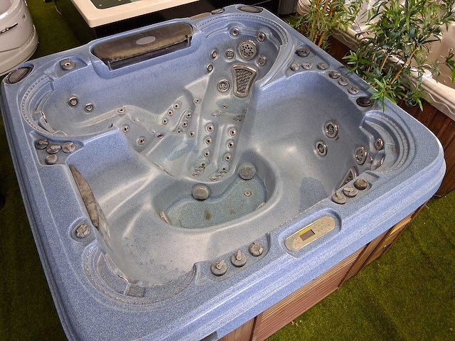 Catalina jacuzzi - afbeelding 3 van  7