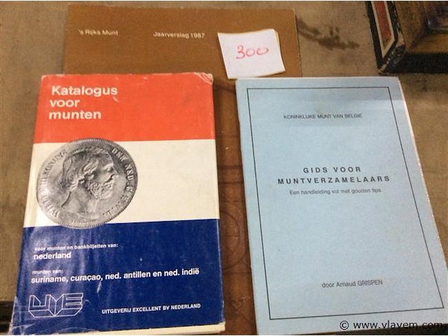 Catalogus + - afbeelding 1 van  2