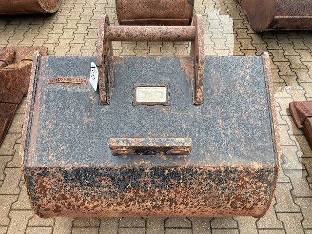 Catapilar graafbak - afbeelding 6 van  8