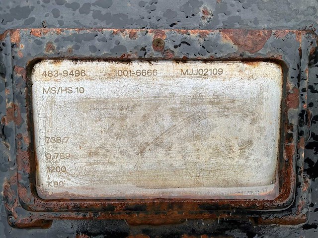 Catapilar graafbak - afbeelding 8 van  8