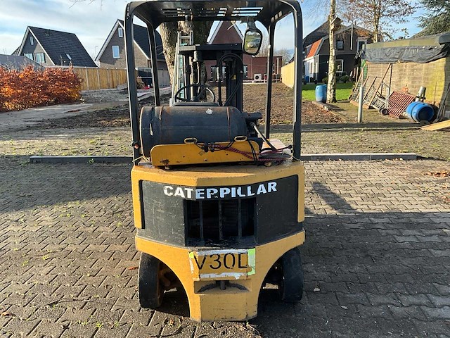 Catarpillar v30d vorkheftruck - afbeelding 4 van  20