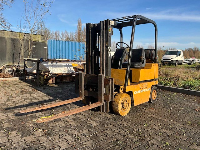 Catarpillar v30d vorkheftruck - afbeelding 1 van  20