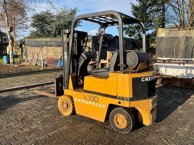 Catarpillar v30d vorkheftruck - afbeelding 16 van  20