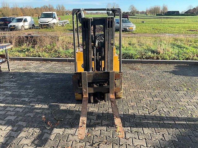 Catarpillar v30d vorkheftruck - afbeelding 17 van  20