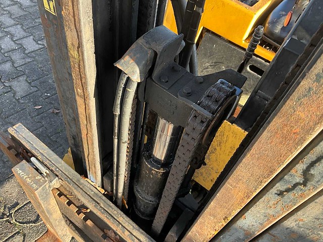 Catarpillar v30d vorkheftruck - afbeelding 19 van  20
