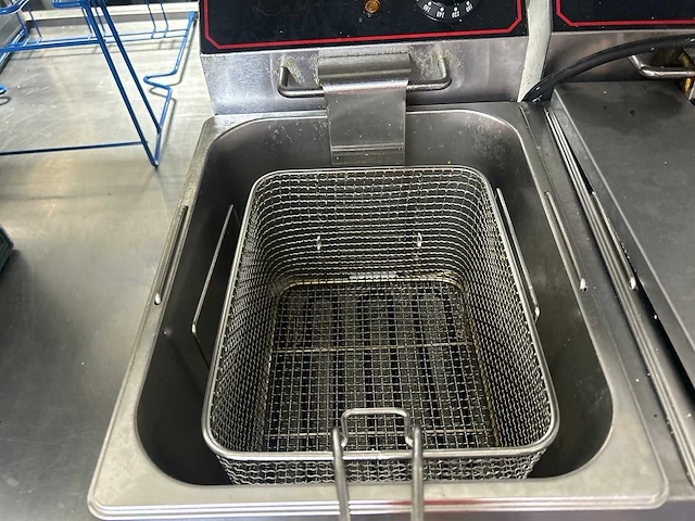Caterchef - dubbele elektrische friteuse - afbeelding 5 van  6
