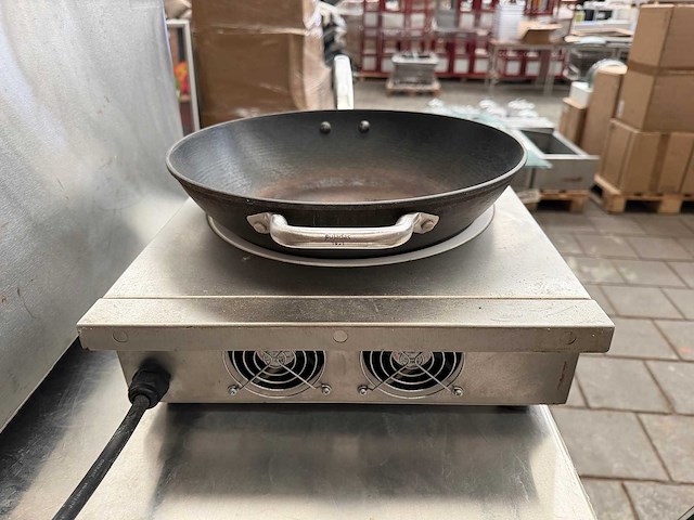 Caterchef - professionele inductiekookplaat 3100w met wokpan - afbeelding 4 van  5