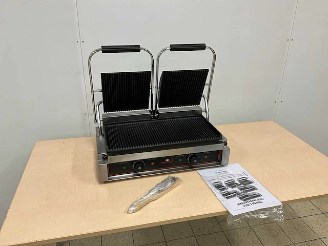 Caterchef 688415 dubbele contactgrill - afbeelding 1 van  8