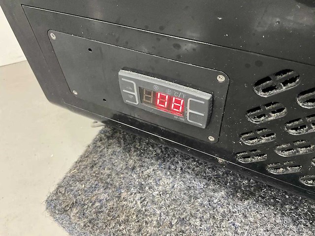 Catercool - rtw-100b - koelvitrine - afbeelding 3 van  3