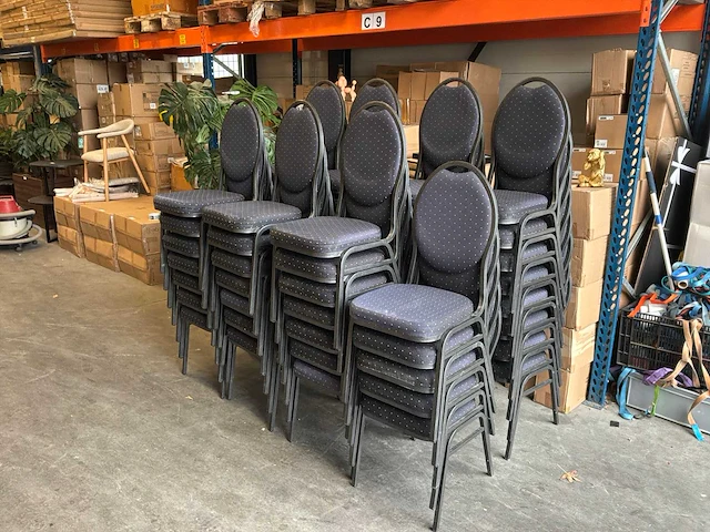 Cateringstoelen (57x) - afbeelding 1 van  2