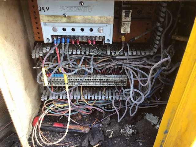 Caterpilar 85 kva lpg noodstroomaggregaat - afbeelding 17 van  30