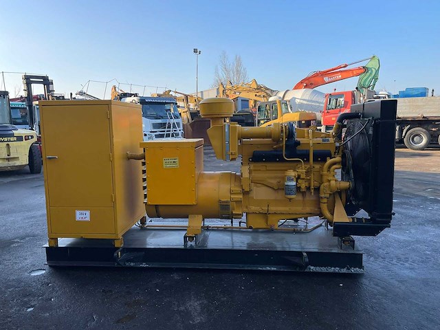 Caterpillar - 165 kva - noodstroomaggregaat - afbeelding 9 van  10
