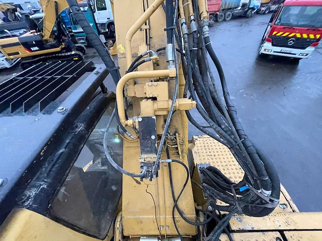 Caterpillar - 2007 - 321c - rupsgraafmachine - afbeelding 4 van  10