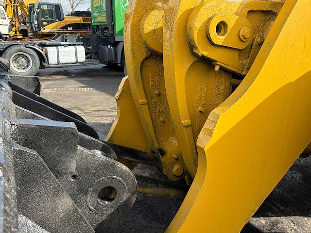 Caterpillar - 2007 - 980h - shovel - afbeelding 1 van  10