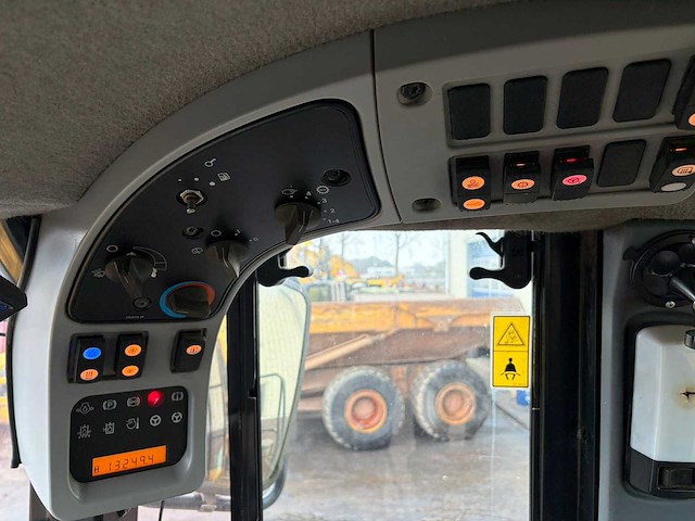 Caterpillar - 2010 - 950h - shovel - afbeelding 15 van  15