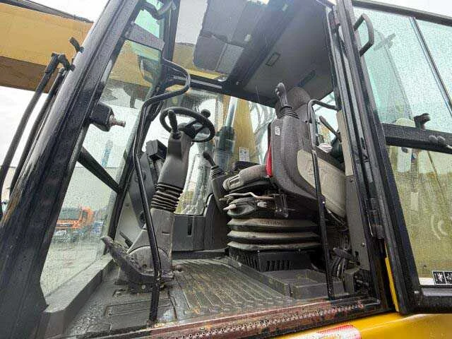 Caterpillar - 2018 - m322f - banden graafmachine - afbeelding 29 van  30