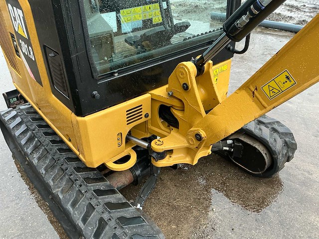 Caterpillar - 2019 - 301.8 - minigraafmachine - afbeelding 19 van  23