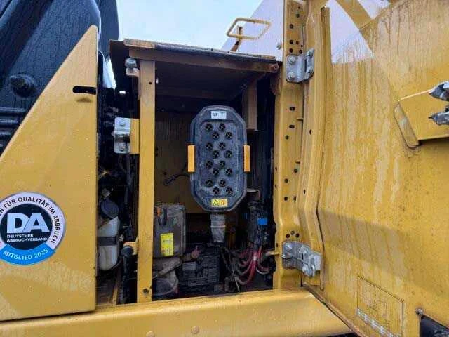 Caterpillar - 2019 - 308 cr - rupsgraafmachine - afbeelding 19 van  28