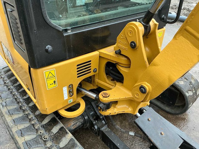 Caterpillar - 2023 - 301.6 - minigraafmachine - afbeelding 8 van  16