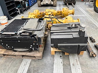 Caterpillar - 938m assen met toebehoren - shovel en wiellader onderdelen