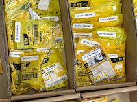 Caterpillar - partij onderdelen - pakkingen & adapters & moeren & service-onderdelen & diverse - afbeelding 2 van  12