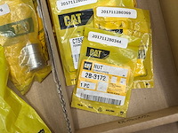 Caterpillar - partij onderdelen - pakkingen & adapters & moeren & service-onderdelen & diverse - afbeelding 12 van  12