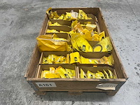 Caterpillar - partij reserveonderdelen - afbeelding 1 van  10