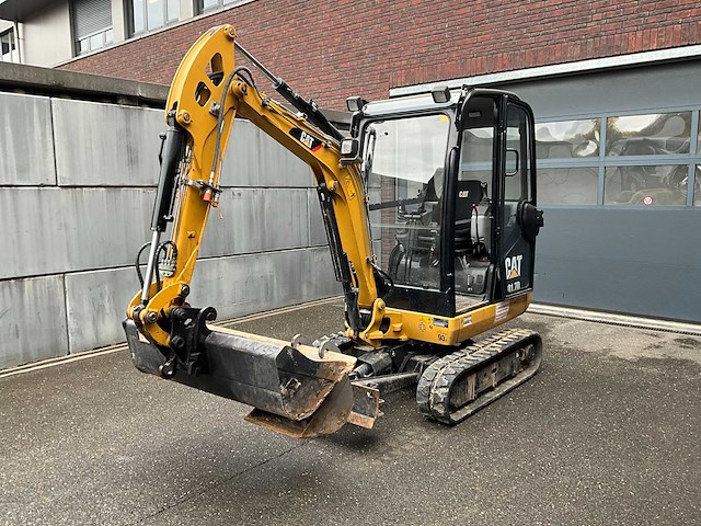 Caterpillar 301.7d - minigraafmachine - afbeelding 1 van  18