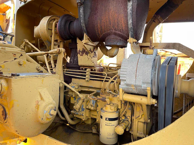 Caterpillar 572g rupspijpenlegger ( sideboom ) - afbeelding 2 van  10