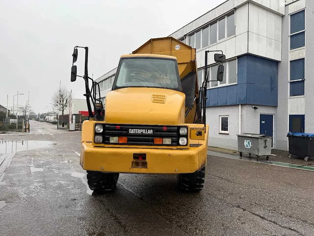 Caterpillar 725 dumper truck - afbeelding 13 van  28