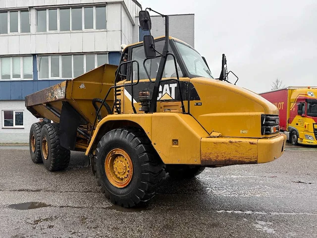 Caterpillar 725 dumper truck - afbeelding 17 van  28