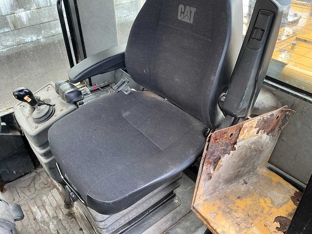 Caterpillar 924g shovel - afbeelding 25 van  50