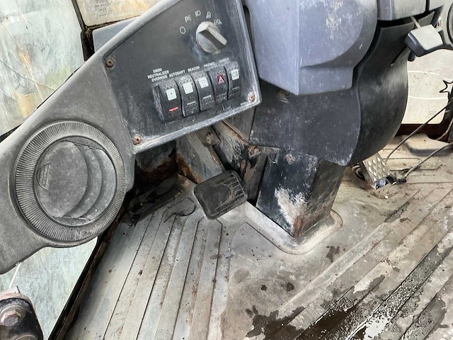 Caterpillar 924g shovel - afbeelding 26 van  50