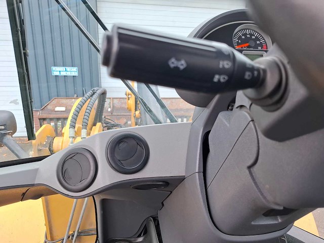 Caterpillar 930k shovel - afbeelding 13 van  42