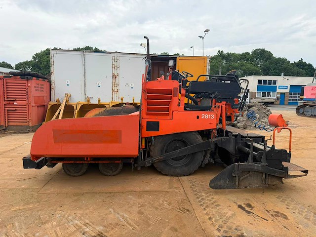 Caterpillar ap300 asfalteermachine - afbeelding 13 van  16