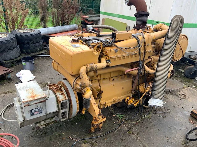 Caterpillar d343 dieselmotor met 30 kva generator - afbeelding 1 van  13