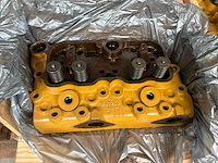 Caterpillar d398 cilinderkop (5x) - afbeelding 1 van  3