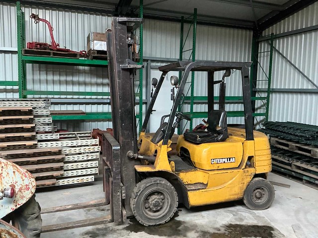 Caterpillar diesel heftruck - afbeelding 1 van  9