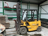 Caterpillar diesel heftruck - afbeelding 1 van  9