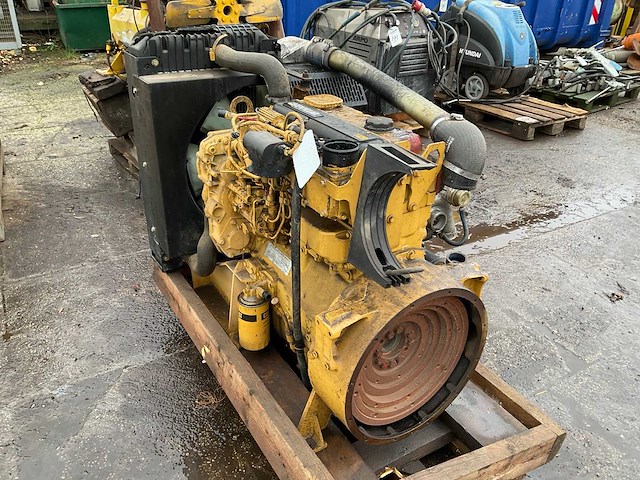 Caterpillar dieselmotor - afbeelding 2 van  4
