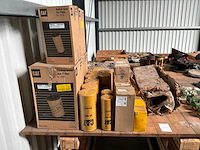 Caterpillar diverse olie en luht filters - afbeelding 1 van  6