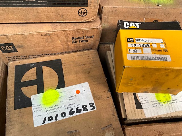 Caterpillar diverse onderdelen - afbeelding 9 van  10