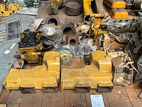 Caterpillar diverse onderdelen - afbeelding 2 van  8