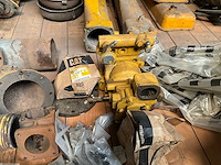 Caterpillar diverse onderdelen - afbeelding 4 van  8