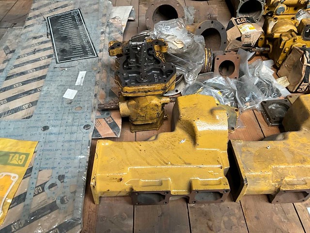 Caterpillar diverse onderdelen - afbeelding 7 van  8